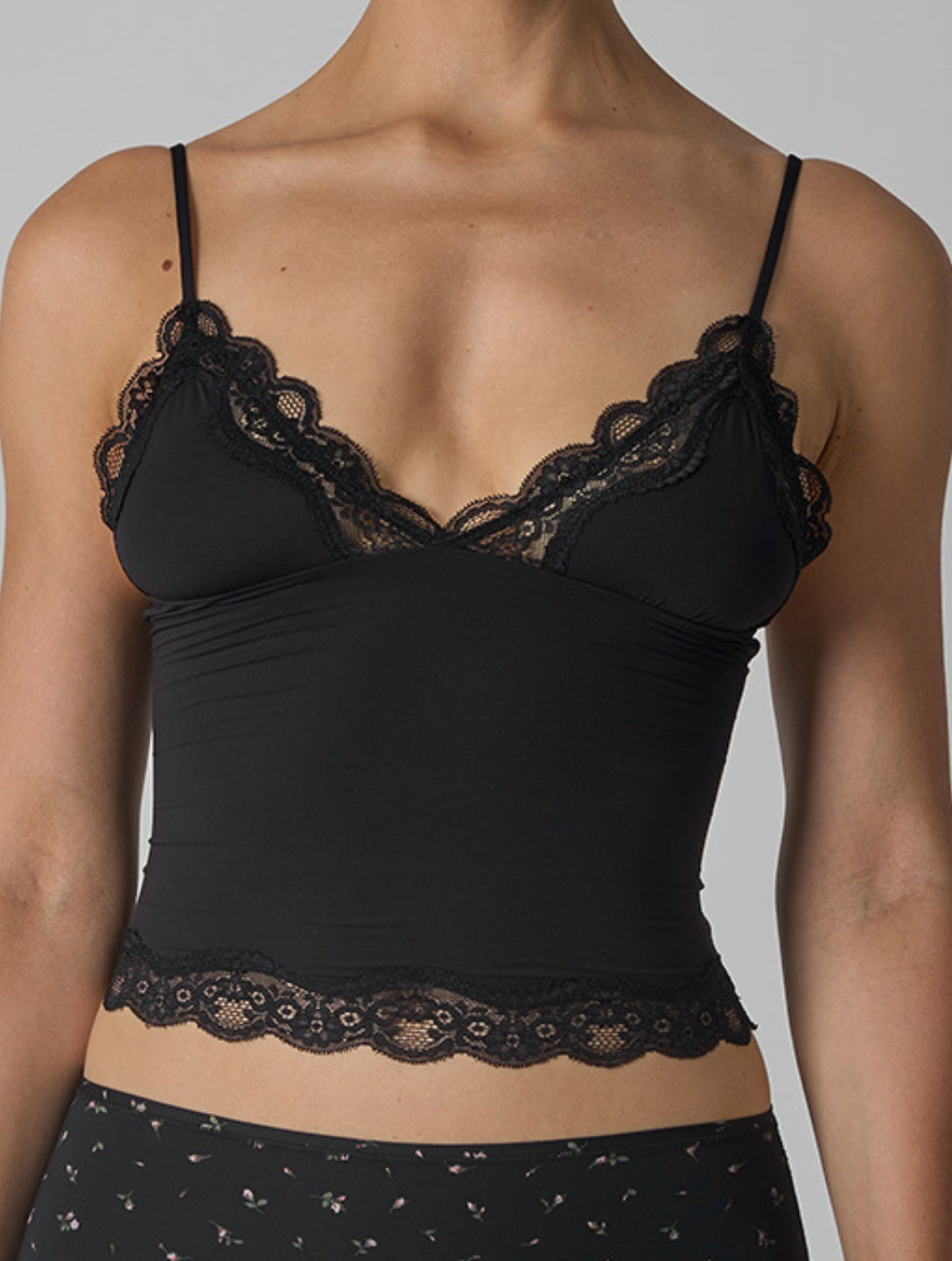 The Smooth Lace V-Neck Singlet
