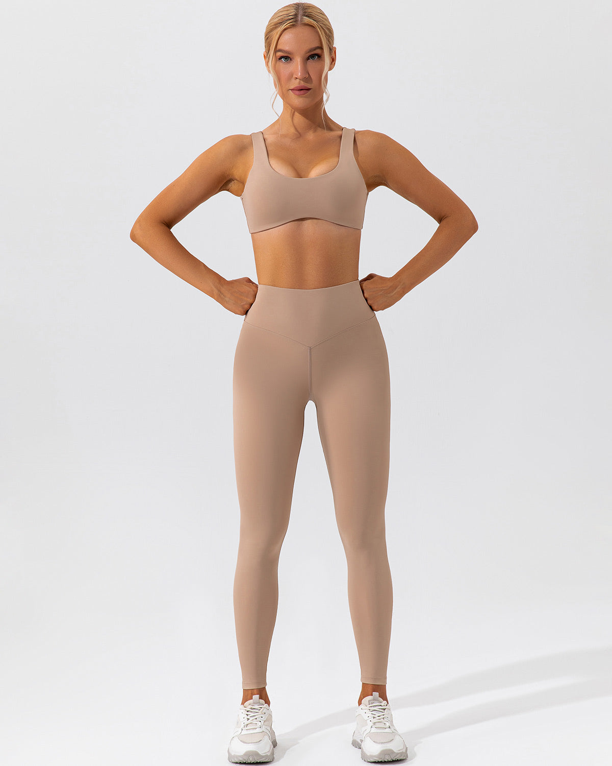 Jessa Sports Bra - Almond